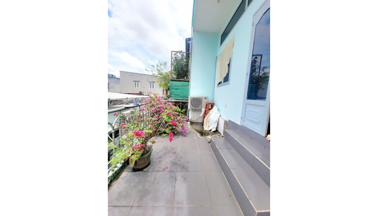 Bán Nhà 76m2 NGANG 5m Phường Linh Đông 2 Tầng kiêng cố 4PN, 2WC Chỉ 3.65 TỶ TL